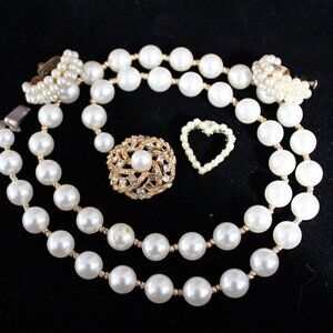 Vintage Faux  Pearl Necklace Pin and Earrings
